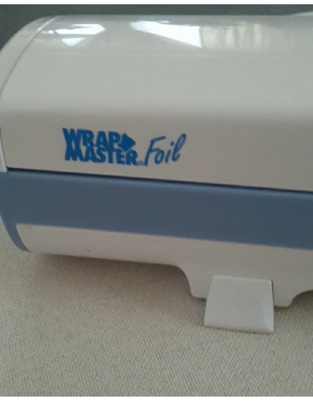 Wrap Master Foil Dispenser model 1500 in White and Light Blue